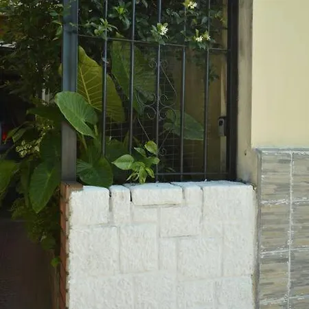 Casa-Departamento En Barrio Juniors. Como En Casa. Cordoba Exterior photo