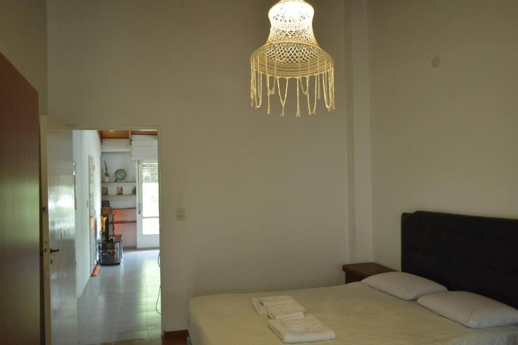 Casa-departamento En Barrio Juniors. En Casa. *