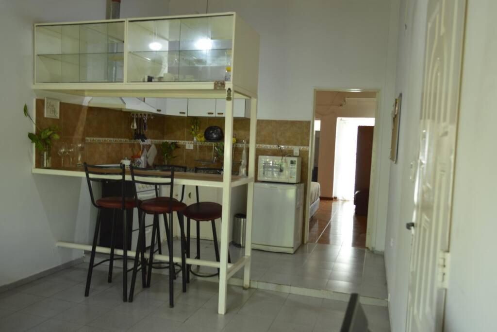Apartment Casa-departamento En Barrio Juniors. En Casa. *