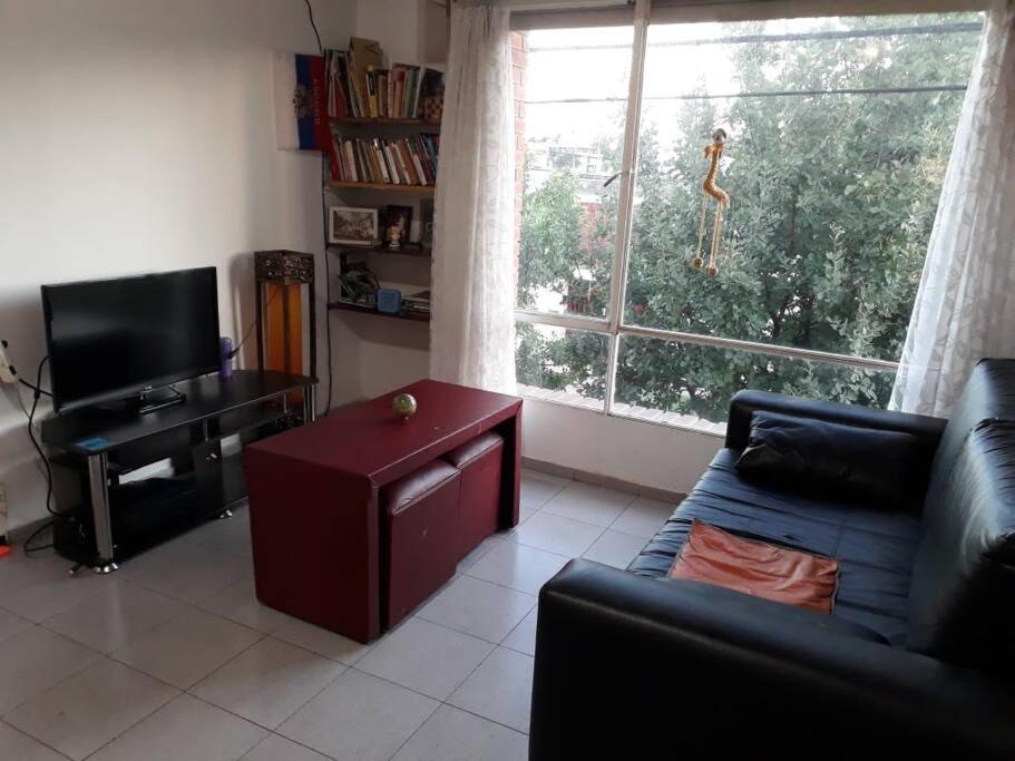 Apartment Casa-departamento En Barrio Juniors. En Casa.
